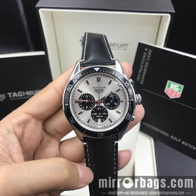 Replica Tag Heuer watch M33