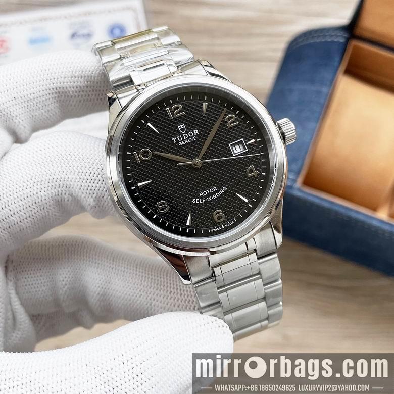 Replica Tudor men watch M13