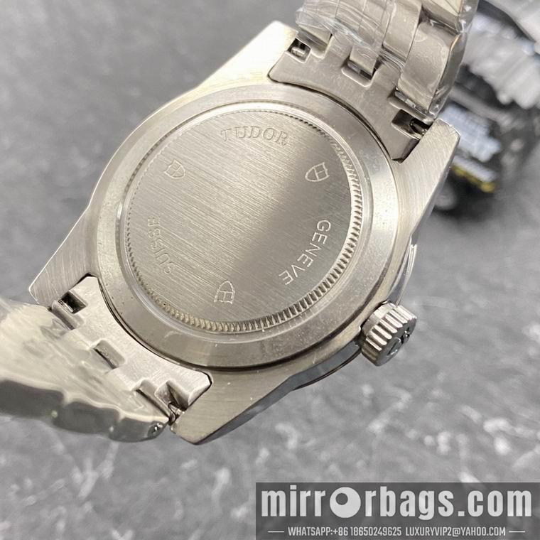 Replica Tudor men 40mm M07