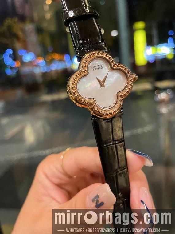 Replica Van Cleef Arpels watch 04