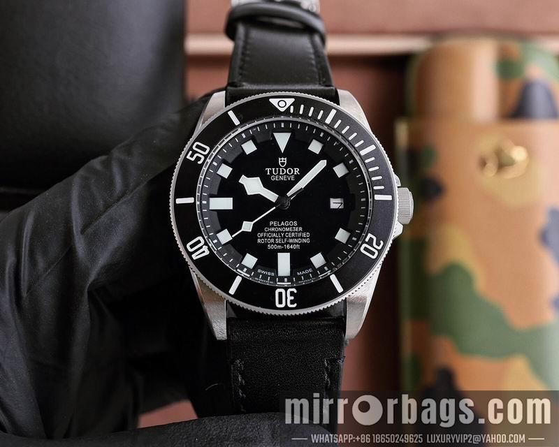 Replica Tudor 42mm 071437