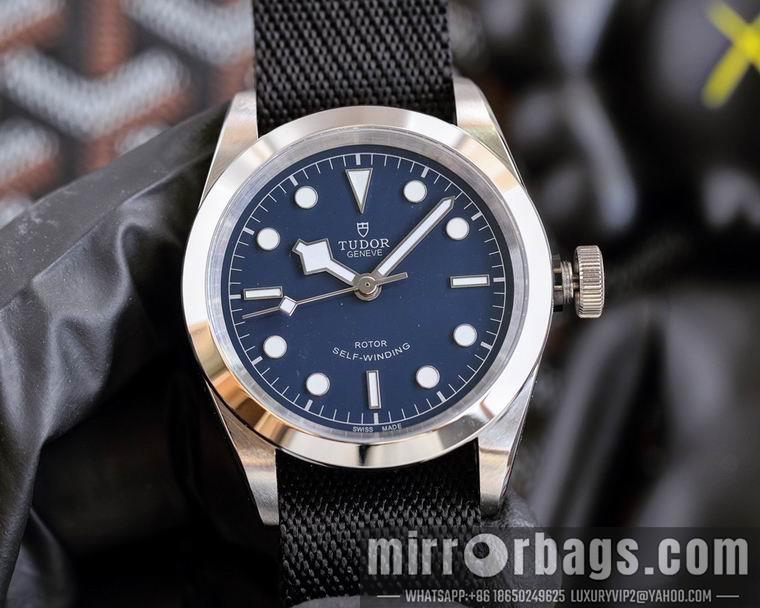 Replica Tudor men 41mm M04