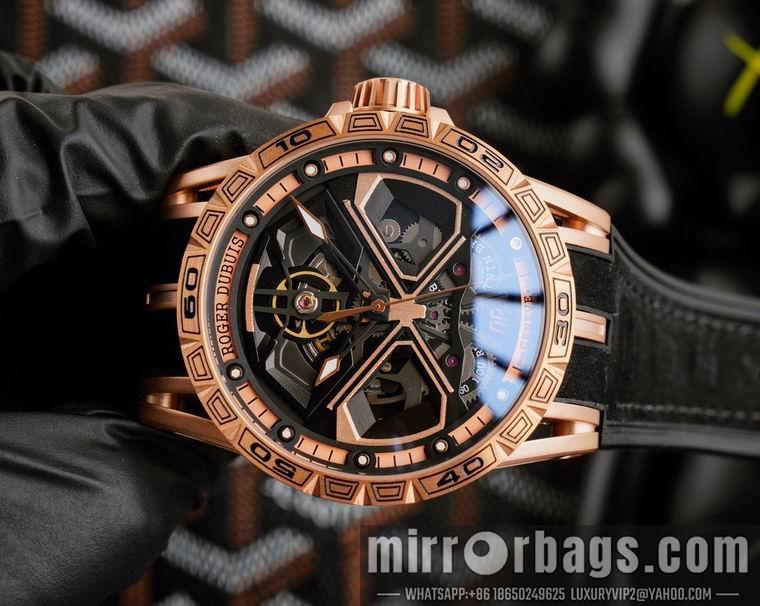 Replica Roger Dubuis 46mm M05