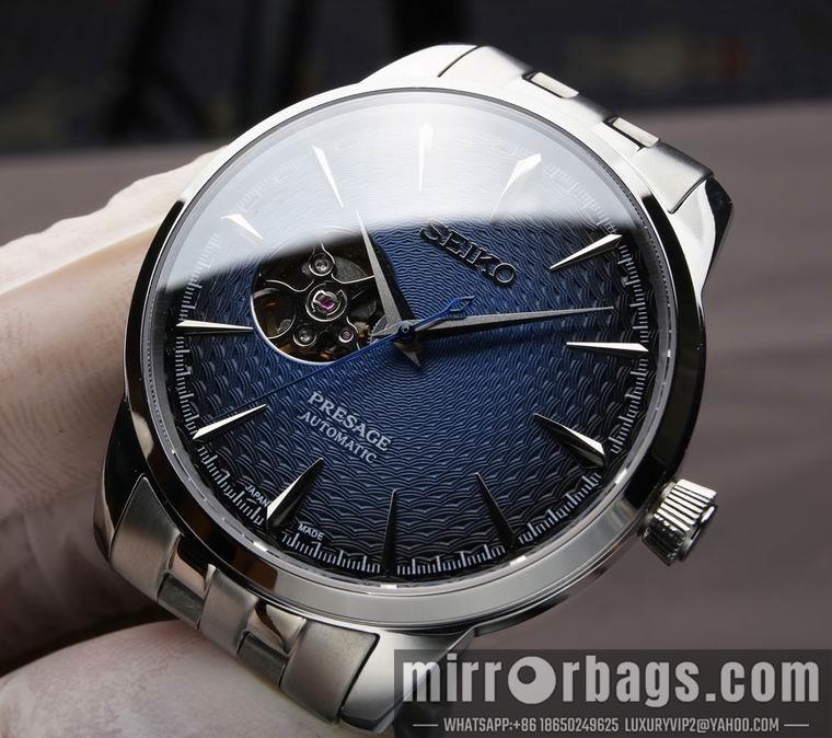 Replica Seiko men 40.5X11.84mm M05