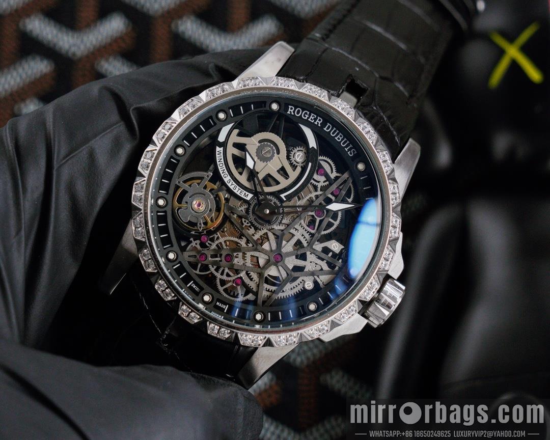 Replica Roger Dubuis watch M08