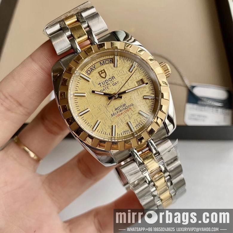 Replica Tudor watch M22