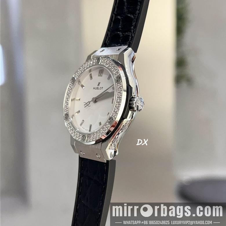 Replica Hublot 33mm 10nms24