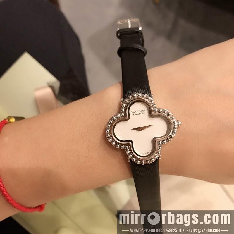 Replica Van Cleef & Arpels 30X30mm 022468