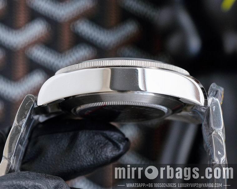 Replica Tudor men 42mm M05