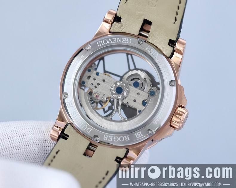 Replica Roger Dubuis watch M19