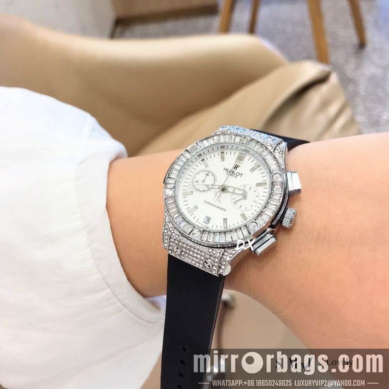 Replica Hublot 38mm 2nms17