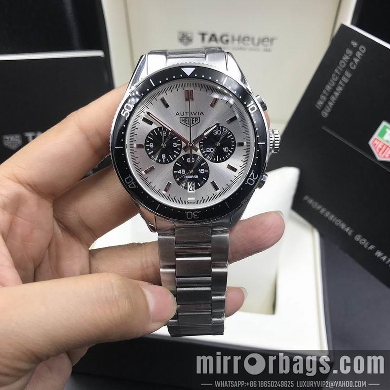 Replica Tag Heuer watch M33