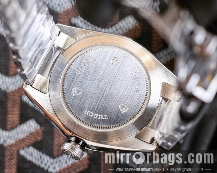 Replica Tudor men 41mm M04