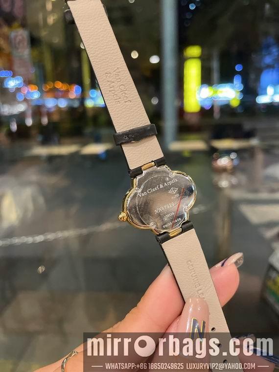 Replica Van Cleef Arpels watch 04