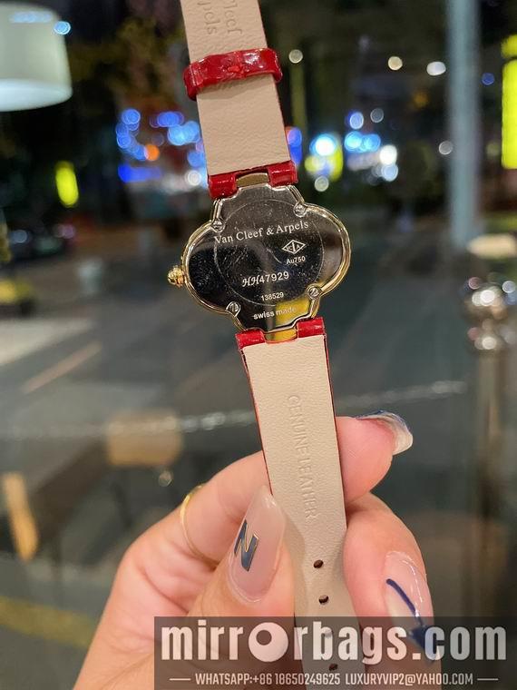 Replica Van Cleef Arpels watch 04