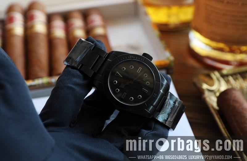 Replica Tudor 42mm 071402