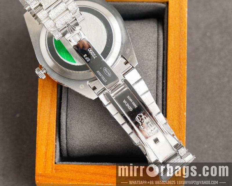 Replica Rolex 42X11mm 111061