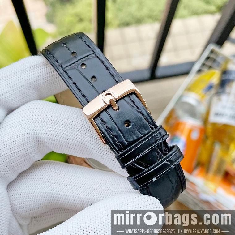 Replica Omega men 40mm M13