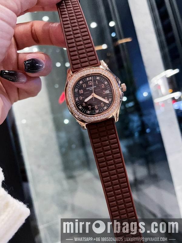 Replica Patek Philippe 35.6mm 102267