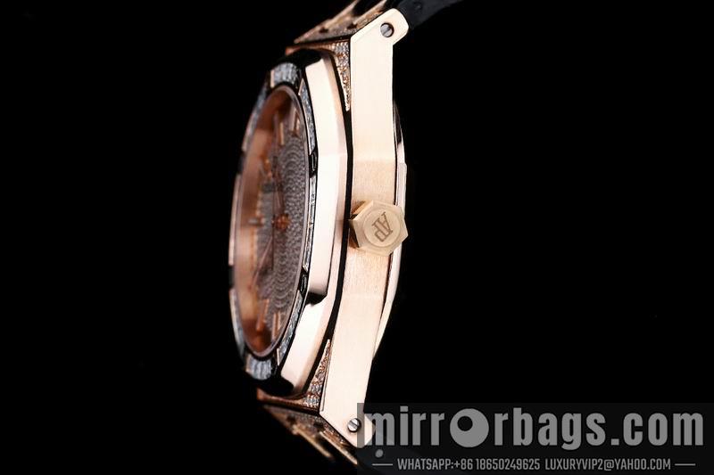 Replica AP 40X10mm 083185
