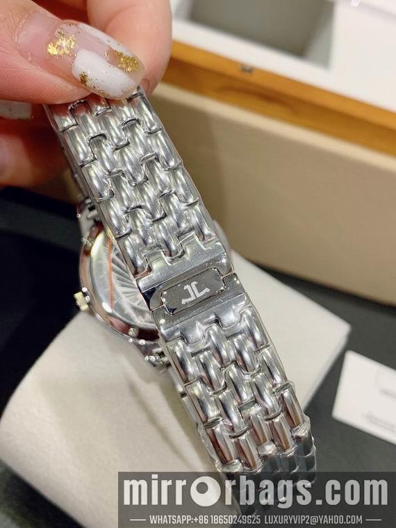 Replica Jaeger Lecoultre women 33X9mm M17