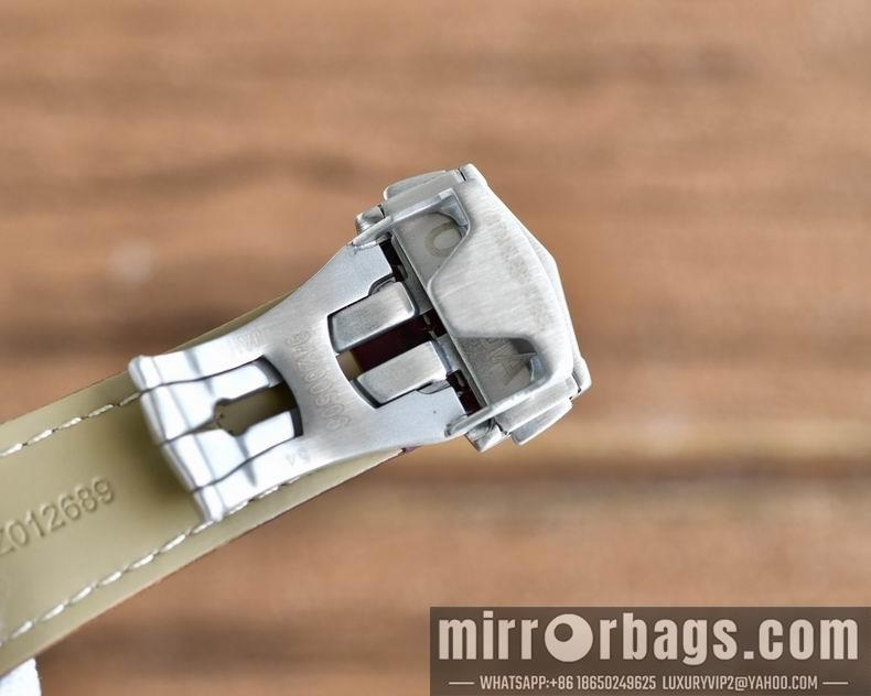 Replica Omega watch 39mm 0717103