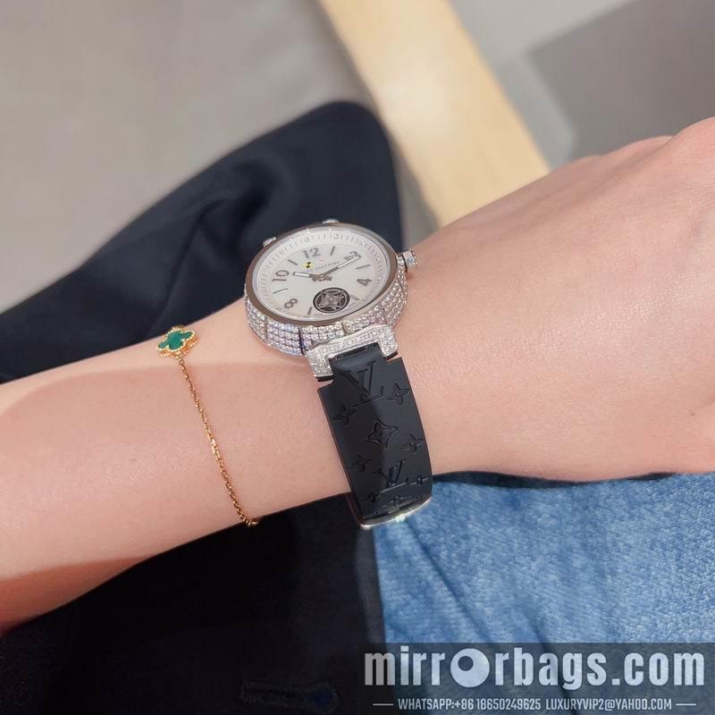 Replica LV watch 081699