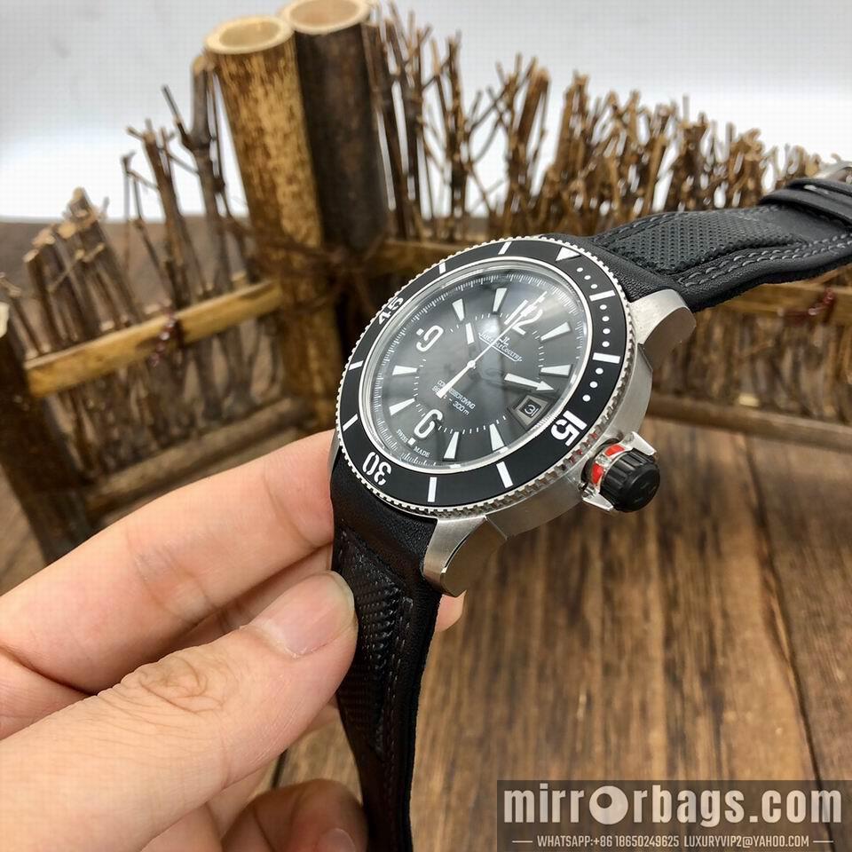 Replica Jaeger Lecoultre watch men 110401