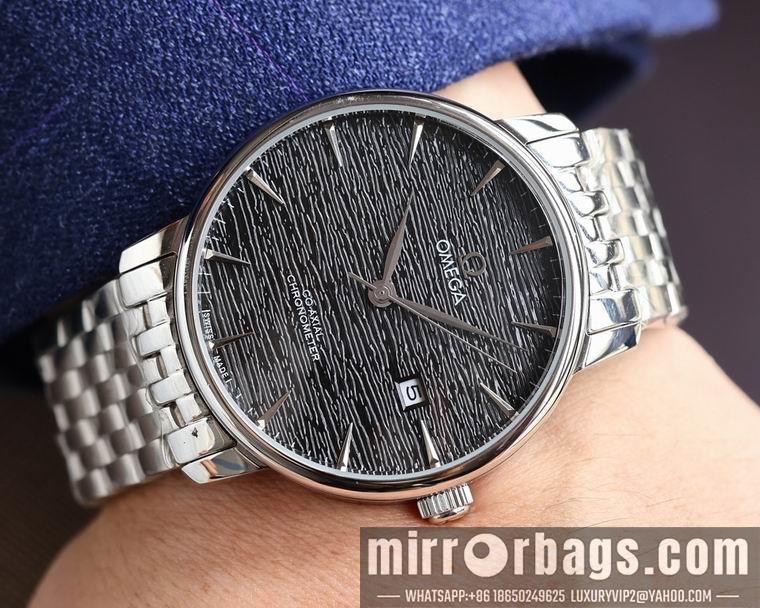 Replica Omega men 42mm M35