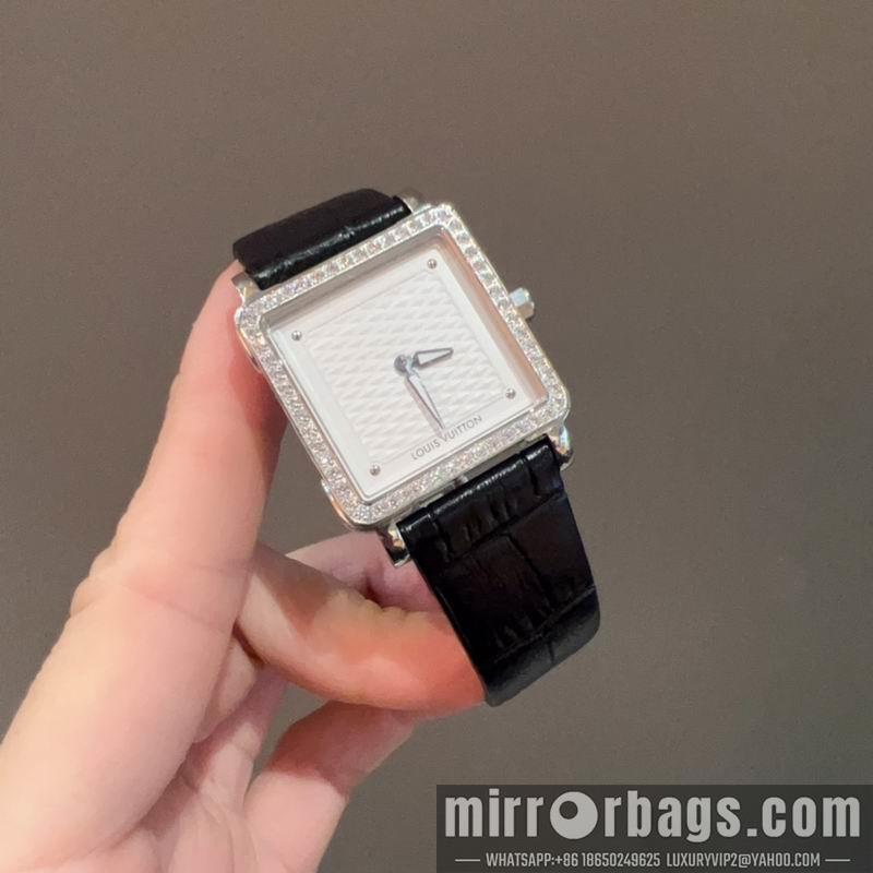 Replica LV 30X30mm 082222
