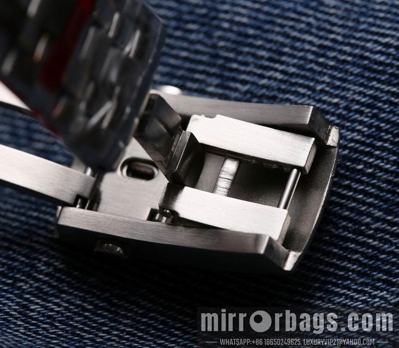 Replica Omega watch M46
