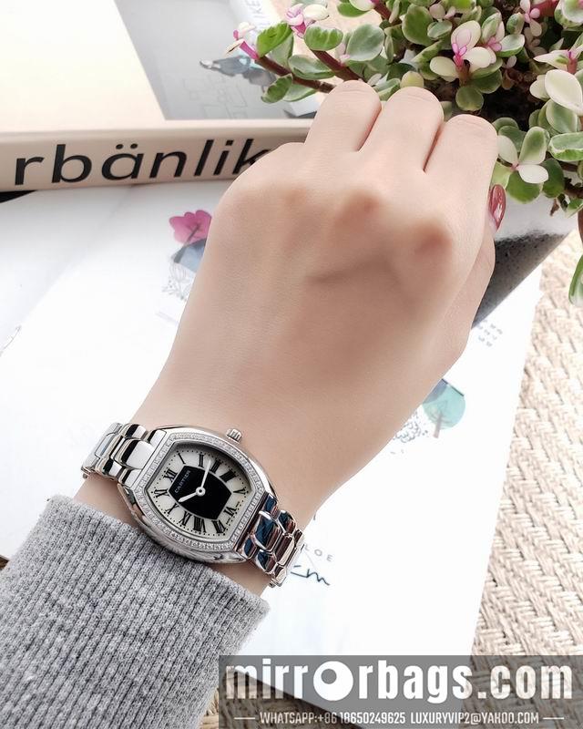 Replica Cartier 27X32mm 102322