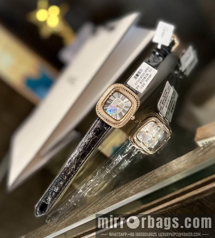 Replica Cartier 30.44X33.78X7.08mm 060309