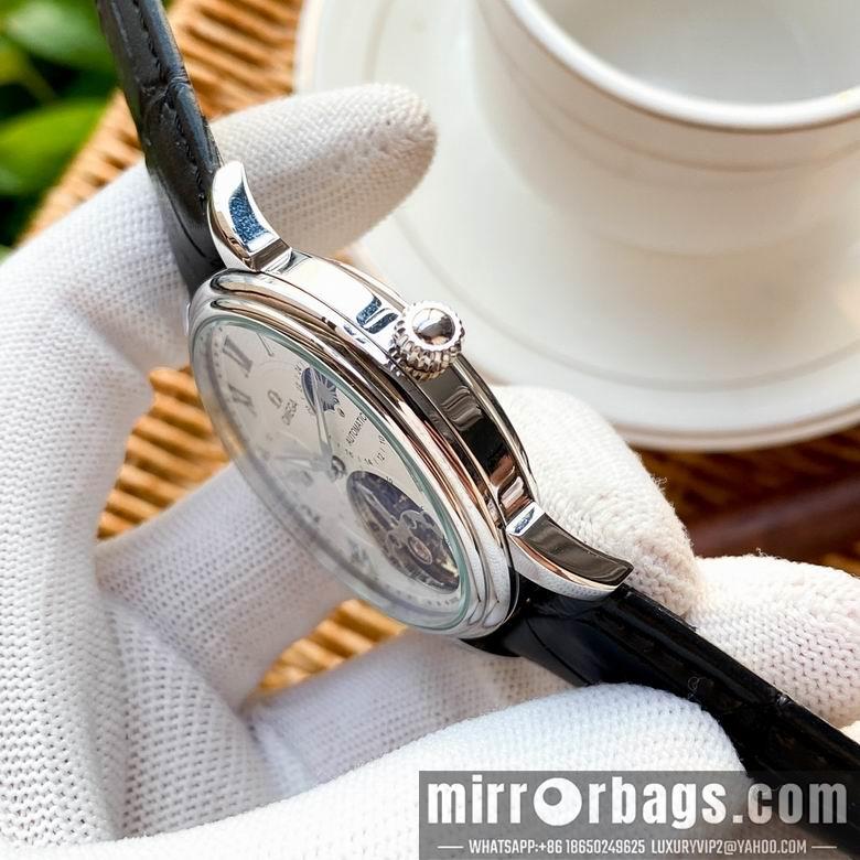 Replica Omega men 42mm M108