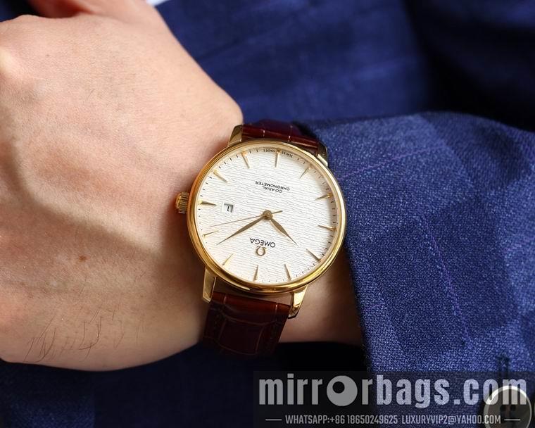 Replica Omega men 42mm M35
