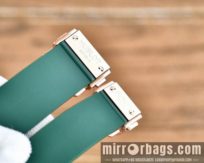 Replica Hublot men 45mm women 35mm 0717105