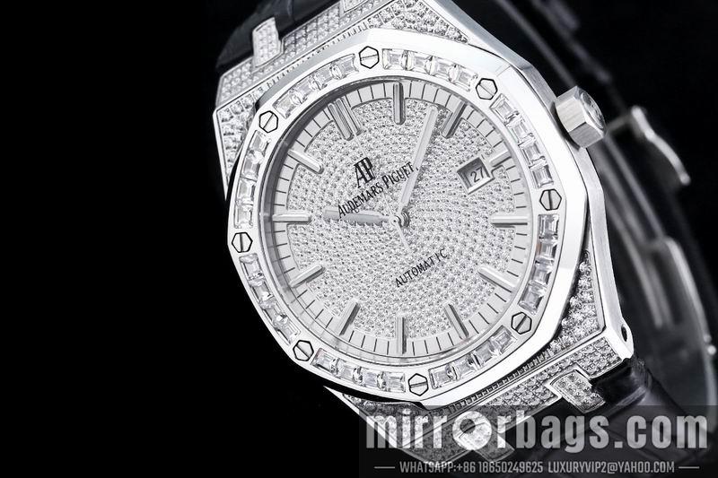 Replica AP 40X10mm 083186
