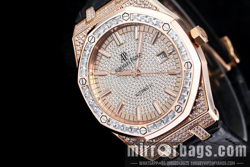Replica AP 40X10mm 083185