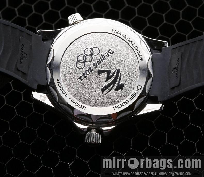 Replica Omega watch M46