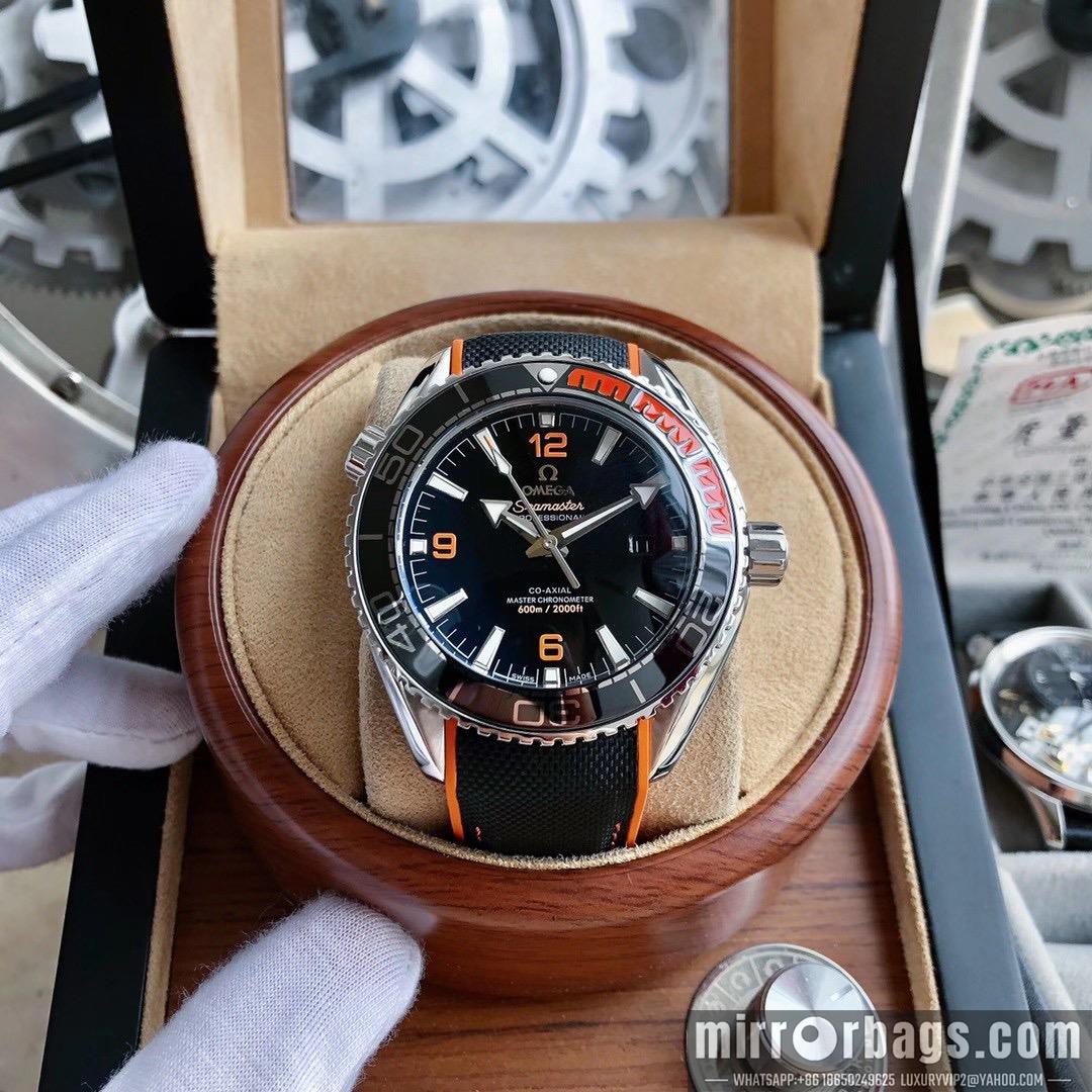 Replica Omega men 45mm M12