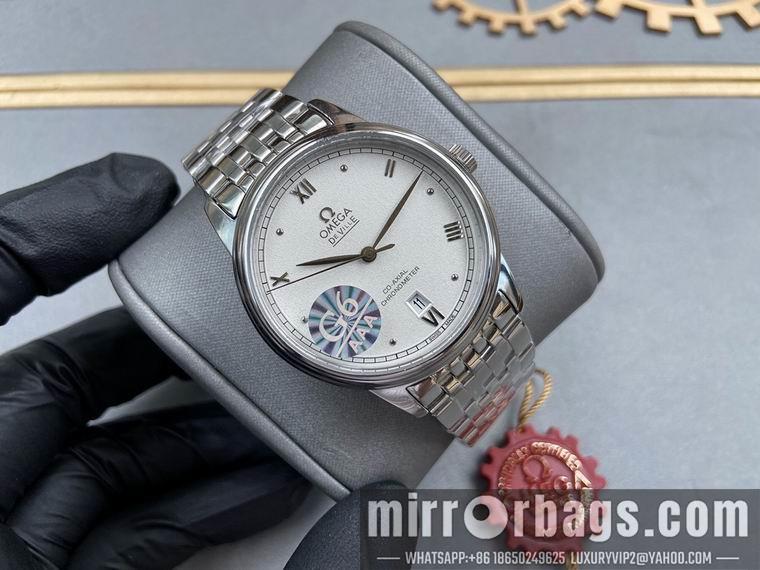 Replica Omega men 40mm M56