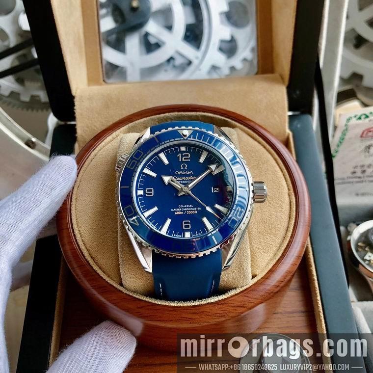Replica Omega men 45mm M10