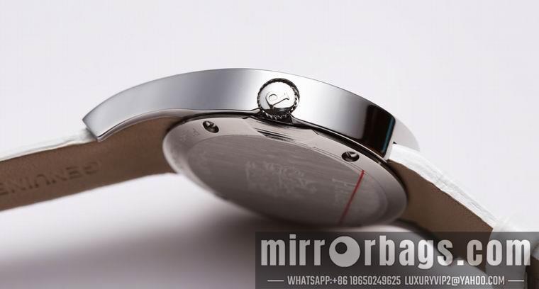 Replica Piaget women 32mm M09