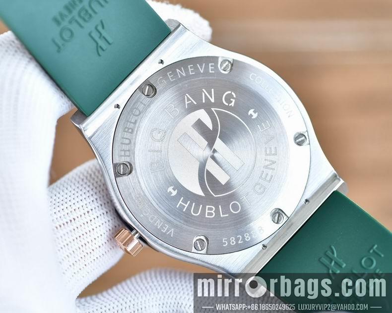 Replica Hublot men 45mm women 35mm 0717105