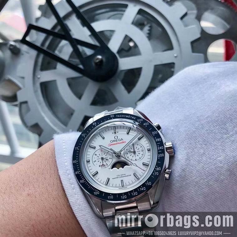 Replica Omega men 42mm M22