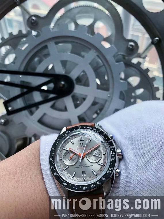 Replica Omega men 42mm M19