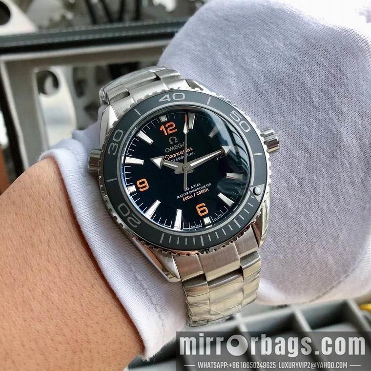 Replica Omega men 45mm M10