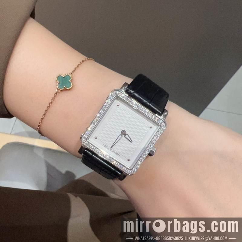 Replica LV 30X30mm 082222