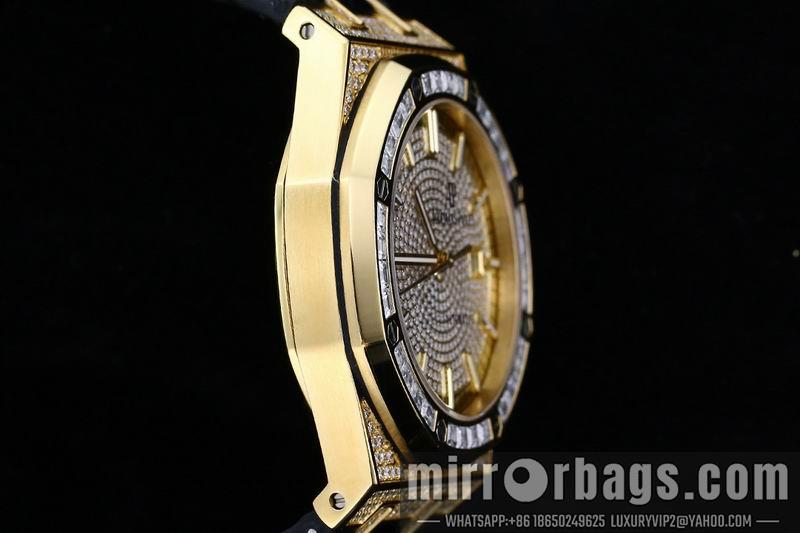 Replica AP 40X10mm 083184
