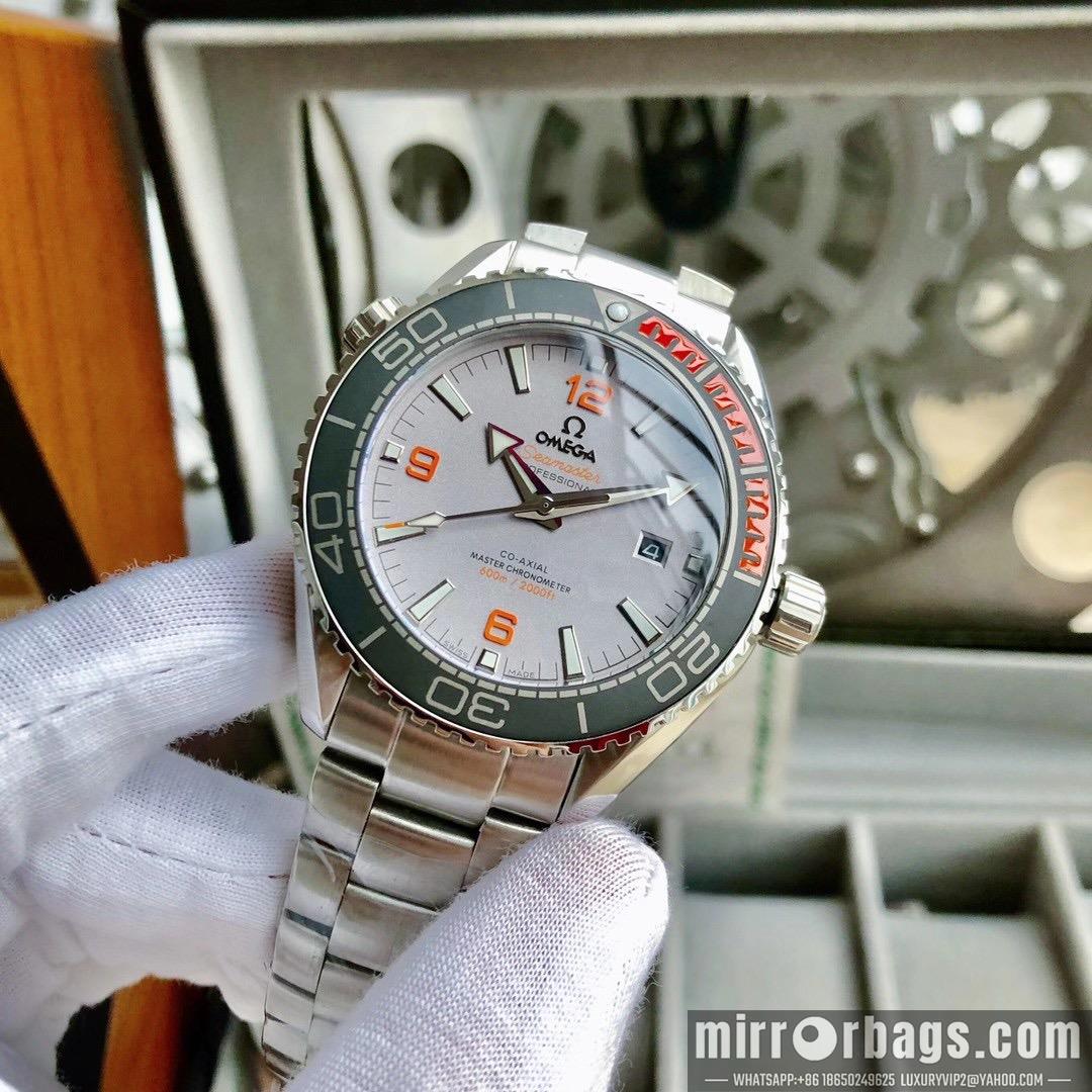 Replica Omega men 45mm M12